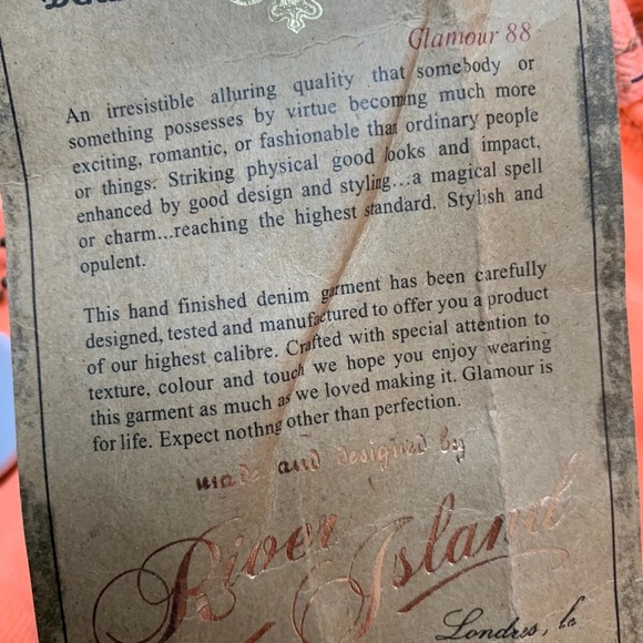 RIVER ISLAND Neon Orange Jeans
Low rise
Straight leg
UK 12 petite
Mark - Picture 14 of 16